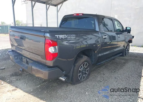 2018 Toyota Tundra Limited 5.7L V8 z USA, uszkodzony, nr VIN 5TFHY5F1XJX750961